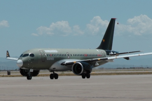 Kanadyjczycy są pewni, że CS100 uzyska Certyfikat Typu przed końcem br. Jednak program nadal boryka się opóźnieniami i przekroczeniem kosztów / Zdjęcie: Bombardier 