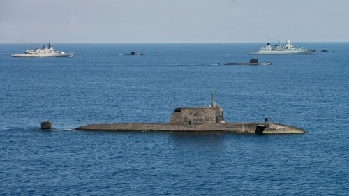 HMS Ambush podczas wielonarodowych natowskich ćwiczeń Dynamic Manta 2015. Przed kilkoma dniami okręt powrócił do portu macierzystego. W nowy patrol bojowy jednostka wyruszy dopiero w 2016 / Zdjęcie: Royal Navy