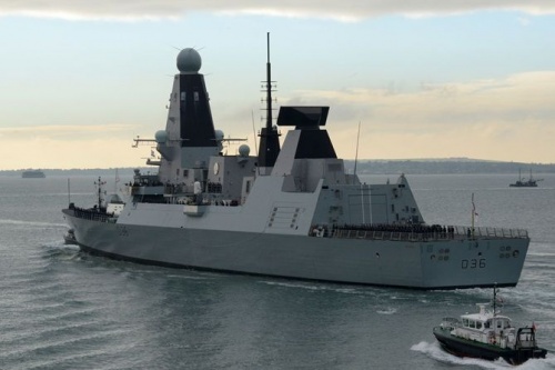 HMS Defender rozpoczął nową misję bojową. Okręt będzie służył na Oceanie Indyjskim / Zdjęcie: Royal Navy