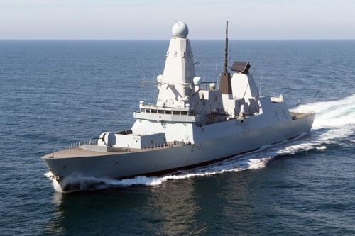 HMS Defender będzie ochraniać francuską lotniskowcową grupę bojową / Zdjęcie: Royal Navy