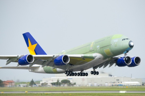 Z 6 A380, jakie zamówiły Skymark, oblatano dotychczas tylko jeden. Najprawdopodobniej ten właśnie samolot, wraz z dwoma innymi, trafi do ANA / Zdjęcie: Airbus