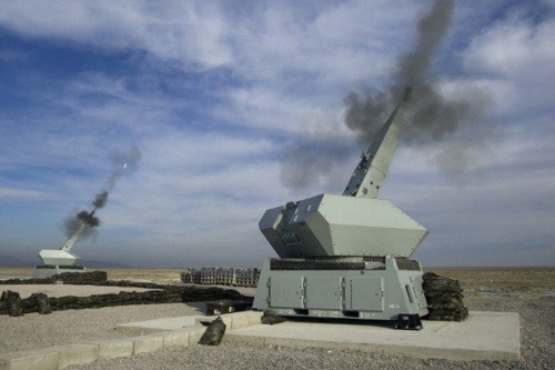 Nowe zestawy lądowych systemów obrony bezpośredniej, zdolne do niszczenia pocisków artyleryjskich, powinny zostać wprowadzone do służby i przetransportowane do Afganistanu w 2011 / Zdjęcie: Rheinmetall
