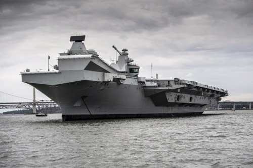HMS Queen Elizabeth przechodzi drugą serię prób morskich / Zdjęcie: MO Wielkiej Brytanii