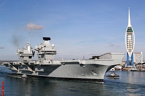 HMS Queen Elizabeth przechodzi ostatnie testy morskie / Zdjęcie: MO Wielkiej Brytanii