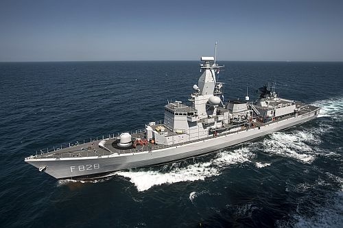 Nowe belgijsko-holenderskie fregaty rakietowe zastąpią we flotach obu państw obecnie eksploatowane okręty typu Karel Doorman (na zdjęciu holenderska fregata HNLMS Van Speijk) / Zdjęcie: MO Holandii