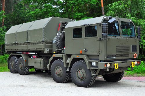 Artyleryjskie Wozy Amunicyjne trafią do ośmiu Kompanijnych Modułów Ogniowych (KMO) RAK zamówionych w 2016 / Zdjęcie: HSW