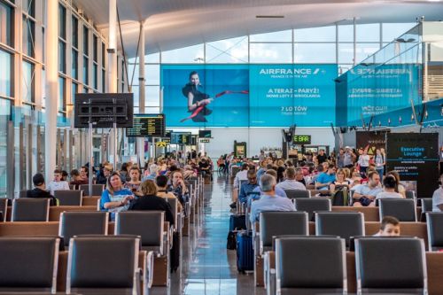Na tegoroczną zimową siatkę połączeń wrocławskiego lotniska składa się: 38 kierunków niskokosztowych, 9 połączeń sieciowych i 8 czarterowych / Zdjęcie: Port lotniczy Wrocław