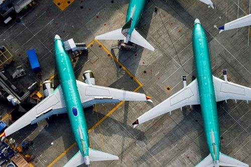 Z początkiem 2020 Boeing wstrzymał produkcję samolotów modelu 737 MAX. Oznacza to ogromne straty i widmo bankructwa dla wielu dostawców amerykańskiego koncernu / Zdjęcie: yakanak