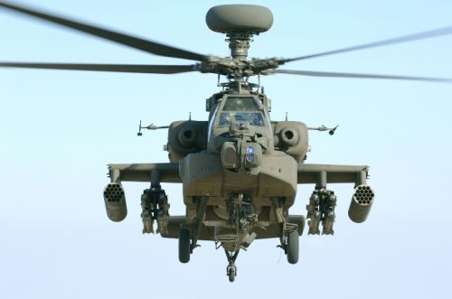 Radary kierowania ogniem Longbow pozwalają zwiększyć świadomość sytuacyjną załogi AH-64 i wykrywać cele lądowe i morskie z odległości kilkunastu kilometrów / Zdjęcie: Lockheed Martin