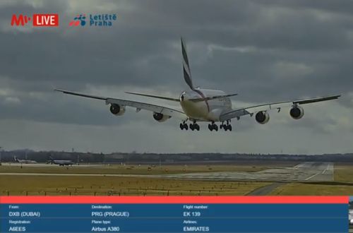 Internetowy przekaz wideo na żywo pokazuje, co dzieje się na praskim lotnisku / Zdjęcie: Port lotniczy im. Václava Havla w Pradze