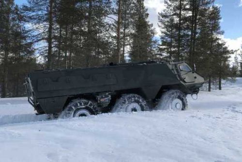Estonia planuje początkowo zastąpić około 100 używanych obecnie pojazdów opancerzonych / Zdjęcie: Patria
