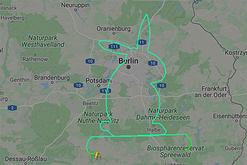 Królik wielkanocny, który na niebie narysował samolot Flight Design CTLS pilotowany przez anonimowego Niemca / Ilustracja: flightradar24