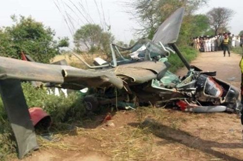 Wrak rozbitego samolotu treningowego MFI-17 pakistańskich wojsk lądowych / Zdjęcie: Twitter – spadex