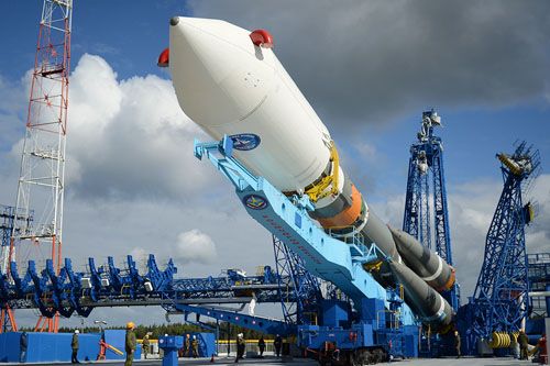 Sprawdzona rosyjska rakieta nośna Sojuz -2.1b, z modułem Friegat do ustawiania na orbicie małych i średnich satelitów, oraz nowy kosmodrom Wostocznyj miały być narzędziami rosyjskiej supremacji w tej kategorii usług orbitalnych na świecie. Pandemia kornowirusa nowego typu, upadek OneWeb i absencje kwarantannowe w rosyjskim przemyśle kosmicznym mogą zachwiać planami startowymi nie tylko w 2020 / Zdjęcie: Riegion