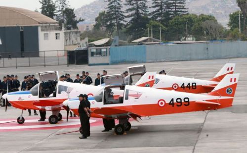 CH-2000 Antarqui są w wyposażeniu Escuela de Formación de Pilotos (EFOPI, Szkoły Lotnictwa) znajdującej się w Pisco / Zdjęcie: MO Peru 