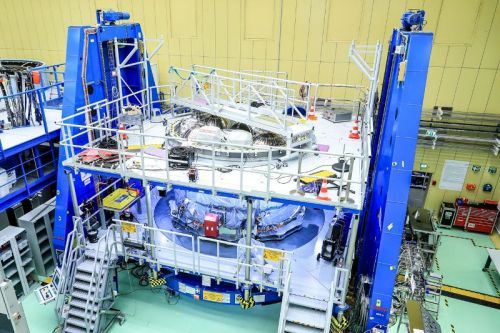 Po przewiezieniu przez Atlantyk ESM-2 zostanie połączony z modułem załogowym Oriona i przejdzie dalsze szczegółowe testy przed instalacją na wyrzutni – cały proces potrwa około 2 lat / Zdjęcie: Airbus