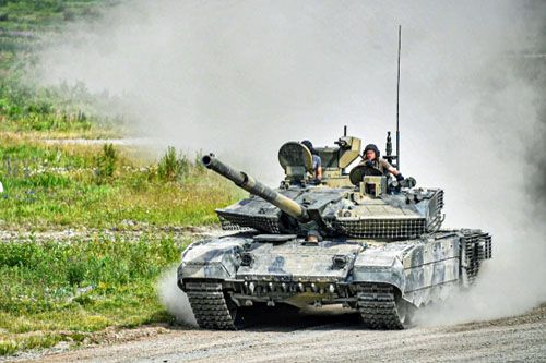 Czołgi T-90M Proryw są dostarczane MO FR przez koncern Uralwagonzawod. Ich seryjna produkcja rozpoczęła się na początku 2021 / Zdjęcie: Rostiech