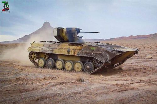 Nowy zsmu uzbrojony jest w sowiecką 30-mm armatę automatyczną 2A42, 7,62-mm km i 12,7-mm km NSWT i 30-mm granatnik automatyczny / Zdjęcie: Iranian Press Agency