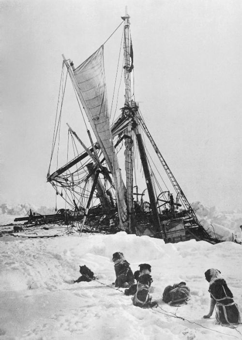 Barkentyna Endurance zatonęła pod koniec października 1915 po zgnieceniu przez ścierające się masy lodu u wybrzeży Antarktydy / Zdjęcia: Saab