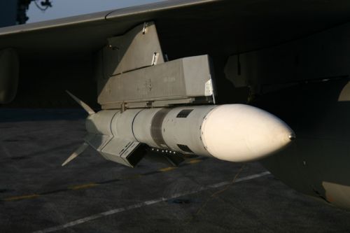 Wśród zamówionego uzbrojenia znalazły się dodatkowe pociski powietrze-powietrze dalekiego zasięgu Meteor / Zdjęcie: MBDA