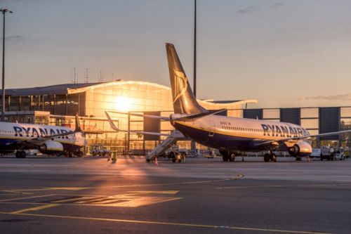 Ryanair będzie wykonywał z Wrocławia 100 lotów tygodniowo w sezonie Lato 2022 / Zdjęcie: Port lotniczy Wrocław