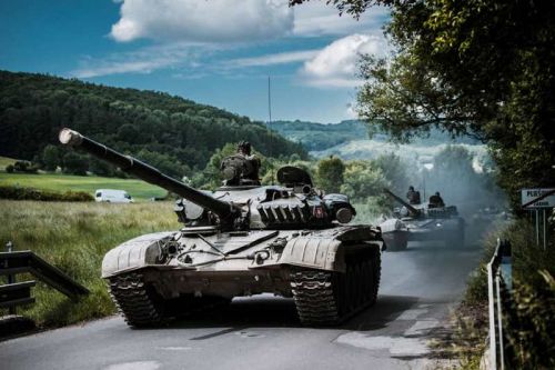 Mimo fiaska negocjacji z Niemcami Słowacy nie zrezygnowali z zamiarów wysłania posiadanych T-72M na Ukrainę. Konieczne jest jednak znalezienie ich następcy / Zdjęcie: MO Słowacji