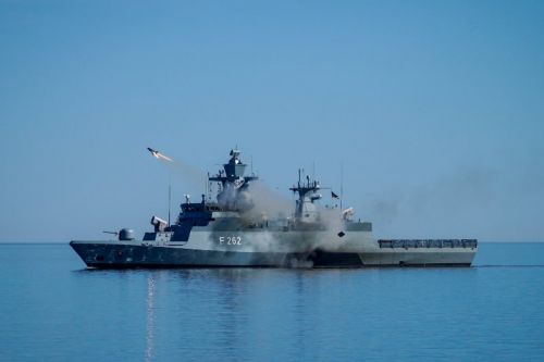 Środki z dodatkowego funduszu zostaną przeznaczone m.in. do sfinansowania zakupu okrętów, w tym korwet typu K130 / Zdjęcie: Bundeswehr
