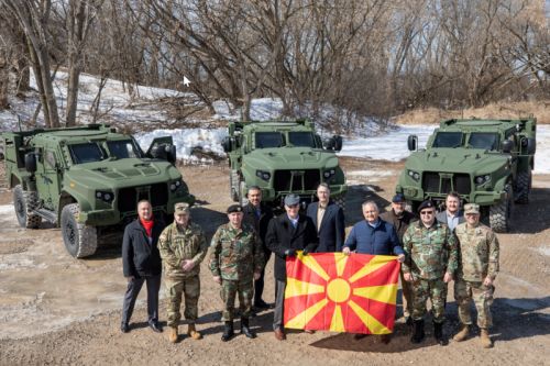 Jeszcze na terenie USA w marcu br. Macedończykom przekazane zostały 3 pierwsze JLTV / Zdjęcie: MO Macedonii Północnej