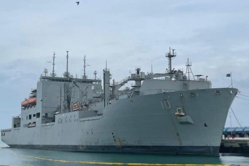 Naprawy okrętu logistycznego USNS Charles Drew w stoczni L&T potrwają 11 dni / Zdjęcie: Twitter – SpokepersonMoD