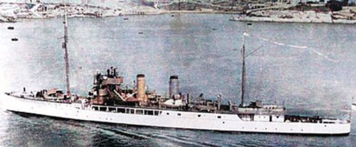 Ostatnią wizytą brytyjskiego okrętu wojennego na Palau była obecność trałowca HMS Bluebell w 1925 / Zdjęcia: Royal Navy