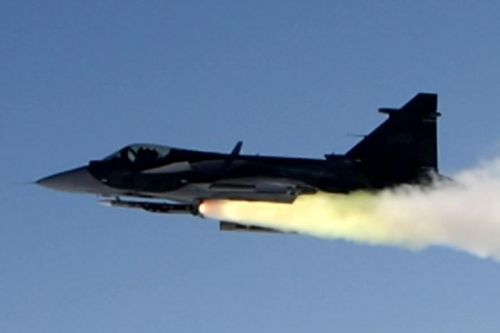 Odpalenie kpr p-p Meteor przenoszonego przez Gripena E / Zdjecie: Saab
