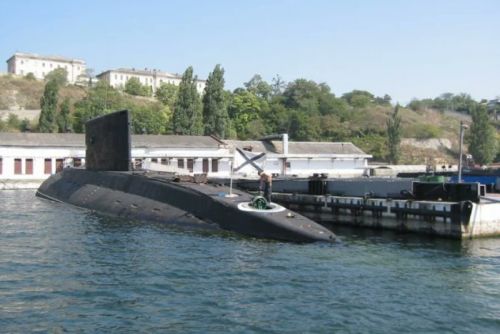 W składzie Floty Czarnomorskiej jest 7 okrętów podwodnych, z czego 6 to jednostki zbudowane w ciągu ostatniej dekady / Zdjęcie: Twitter