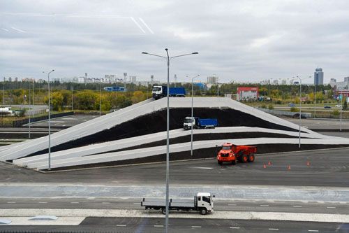 Fragment nowego ośrodka testowego rosyjskiego producenta samochodów ciężarowych KAMAZ w Nabierieżnych Czełnach / Zdjęcie: KAMaz