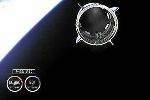 Kapsuła załogowa Crew Dragon Endurance użyta w misji The Crew 5, podczas oddzielenia od górnego stopnia rakiety nośnej Falcon 9 / Zdjęcie: NASA