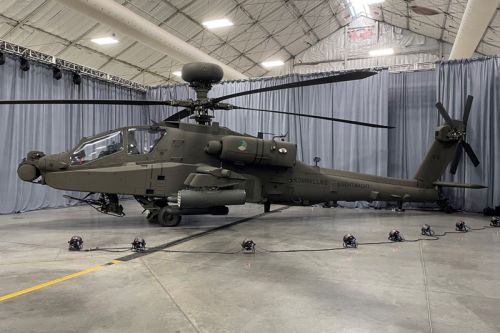 Zmodernizowane do standaru AH-64Ev6 mają być eksploatowane przez Koninklijke Luchtmacht do 2050 / Zdjęcie: Boeing 