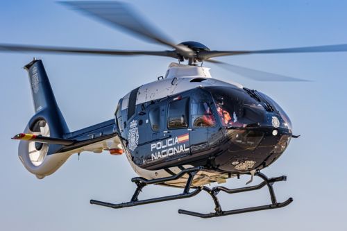 Jeden z pierwszych H135 przekazanych niedawno MSW Hiszpanii / Zdjęcie: Airbus Helicopters – Christian Keller