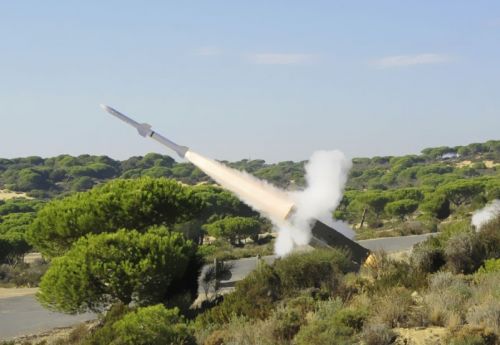 Przekazane przez Hiszpanię zestawy przeciwlotnicze wzmocnią ukraińską OPL chroniącą infrastrukturę krytyczną / Zdjęcie: MO Hiszpanii