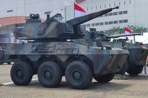 System Skyranger był prezentowany podczas wystawy Indo Defence 2022 na indonezyjskim transporterze opancerzonym Badak / Zdjęcie: Twitter