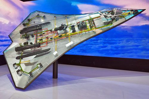 Wizja chińskiego wielozadaniowego myśliwca 6. generacji zaprezentowana podczas wystawy lotniczej w Zhuhai / Ilustracja: Twitter – David Wang