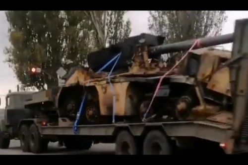 Przyczyna zniszczenia na Ukrainie pierwszej armatohaubicy Zuzana 2 jest na razie nieznana / Zdjęcie: Twitter