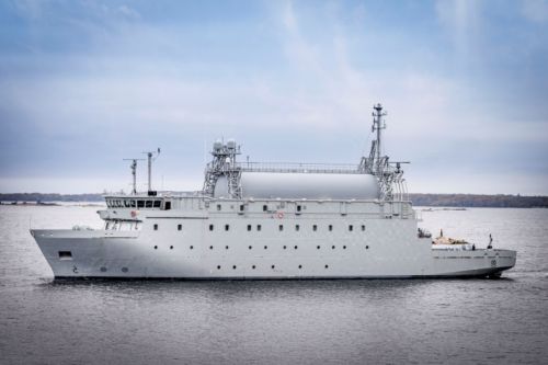 Okręty rozpoznania elektromagnetycznego dla MW RP będą prawdopodobnie bazować na konstrukcji HswMS Artemis. Obecnie jednostka ta przechodzi próby morskie / Zdjęcie: Saab
