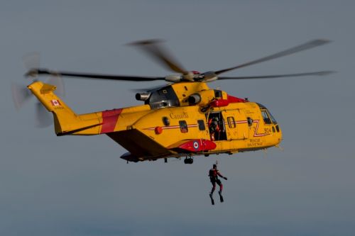 CH-149 są używane przez RCAF od ponad dwóch dekad. Modernizacja umożliwi przedłużenie ich służby do 2042 / Zdjęcie: Departament Obrony Narodowej Kanady