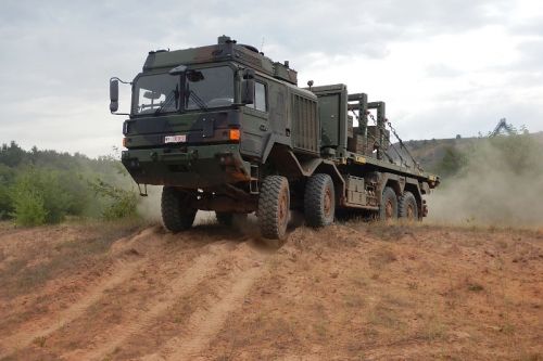 Dostawy ciężarówek RMMV HX2 dla Ukrainy już się rozpoczęły / Zdjęcie: Rheinmetall