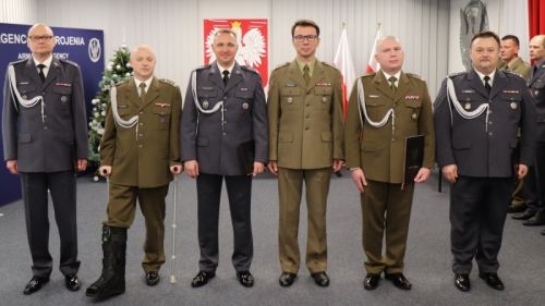 Wraz z reorganizacją RPW im szefom wręczono akty mianowania na stopień pułkownika / Zdjęcie: Agencja Uzbrojenia