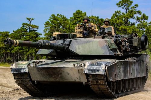 Używane czołgi M1A1FEP będą w 18. Dywizji Zmechanizowanej uzupełniać najnowsze M1A2 SEPv3 / Zdjęcie: USMC