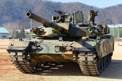 Modernizacja zwiększa interoperacyjność K1E1 z nowszymi wozami bojowymi koreańskich wojsk lądowych, takimi jak czołgi K1A2, K2 i bwp K21 / Zdjęcie: Hyundai Rotem