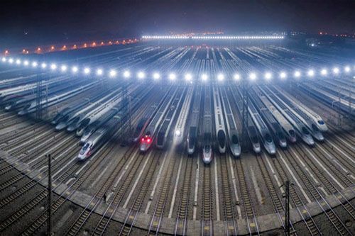 Do przedrestrykcyjnej normy powraca chiński transport lotniczy i kolejowy / Zdjęcie: Twitter