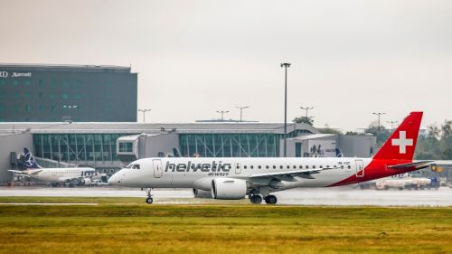 Najczęściej obsługiwanym przez Lotnisko Chopina samolotem jest Embraer 195 / Zdjęcie: Lotnisko Chopina – Dariusz Kłosiński 