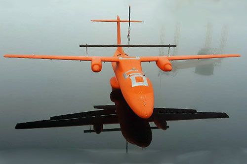 Model samolotu TWRS-44 Ładoga wykorzystywany przez CAGI do testów awaryjnego wodowania w różnych warunkach / Ilustracji: CAGI