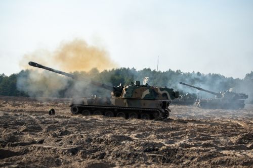 Pierwsze w Polsce strzelanie armatohaubic K9A1 odbyło się z użyciem polskiej amunicji kal. 155 mm / Zdjęcie: MON